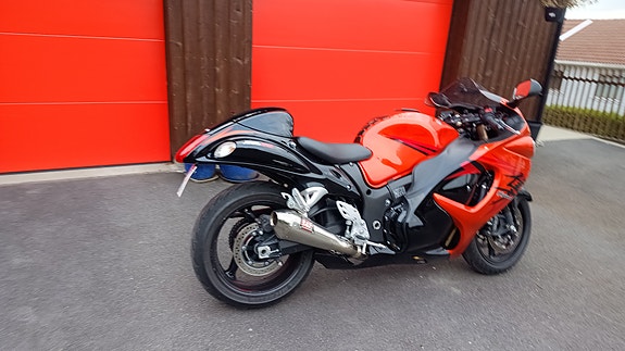 Suzuki GSX 1300 R Hayabusa 3 of 6