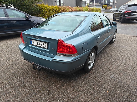Volvo S60 7 of 30