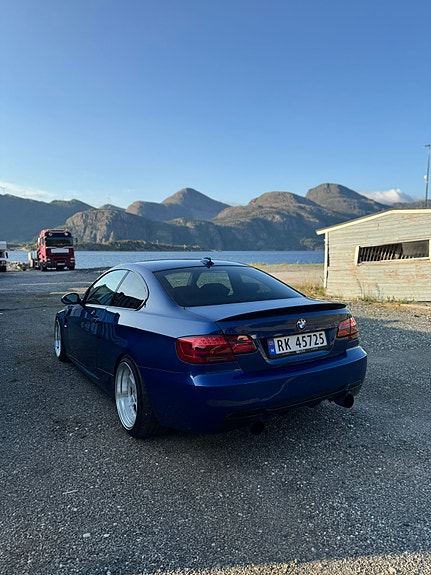 BMW 325d 5 of 5