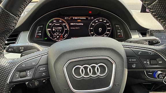 Audi Q7 7 of 12