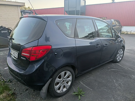 Opel Meriva 2 of 5