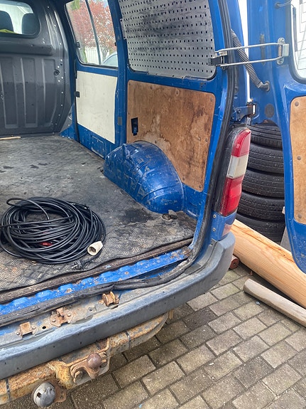 Toyota HiAce 15 of 30