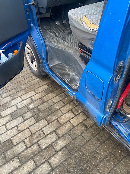 Toyota HiAce 20 of 30