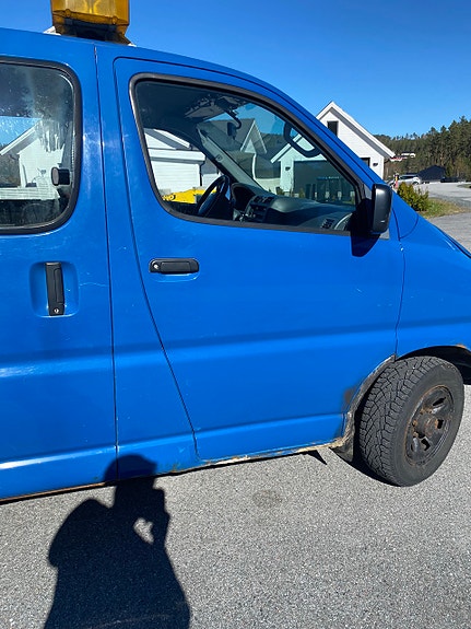 Toyota HiAce 26 of 30
