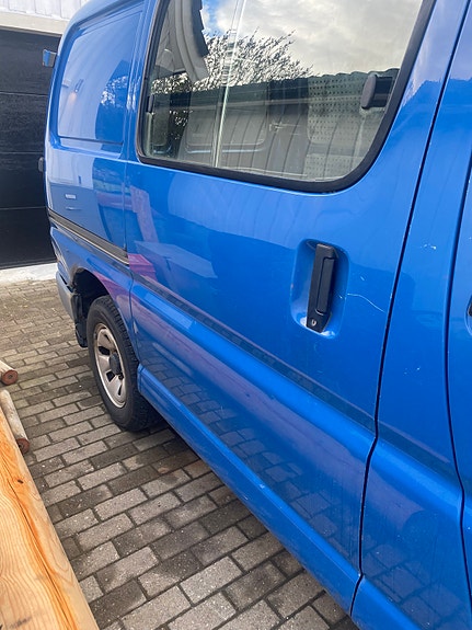 Toyota HiAce 6 of 30