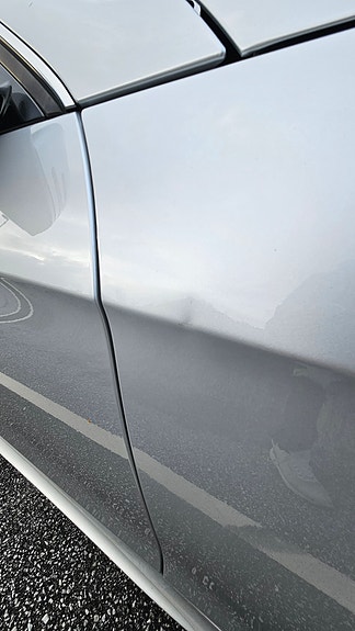 Mercedes-Benz E200 14 of 19