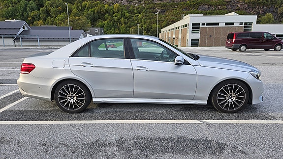 Mercedes-Benz E200 6 of 19