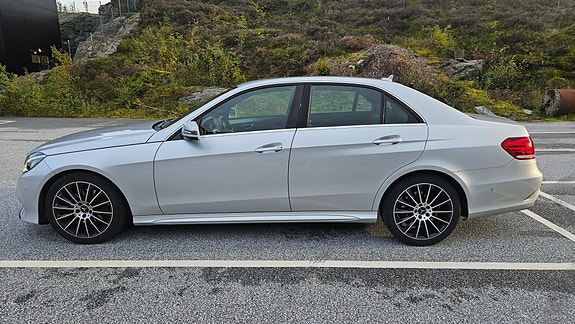 Mercedes-Benz E200 9 of 19