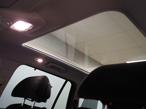 Citroen Grand C4 Picasso 26 of 30