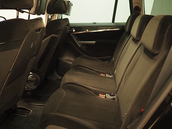 Citroen Grand C4 Picasso 28 of 30