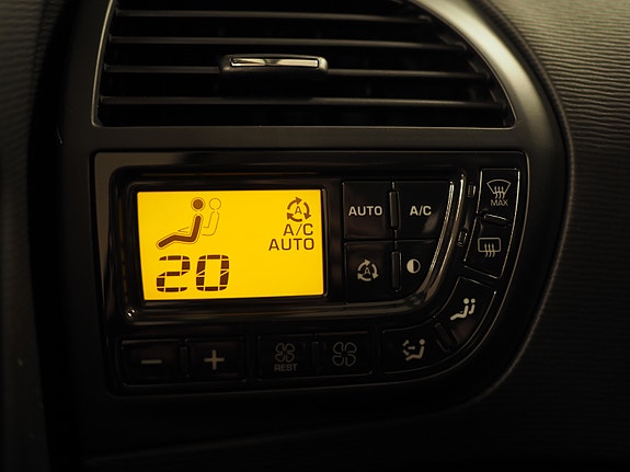 Citroen Grand C4 Picasso 23 of 30