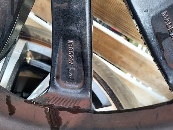 Product image 8 of 9