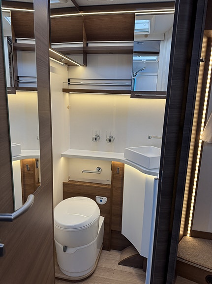 Rapido I190 Distinction 28 of 30