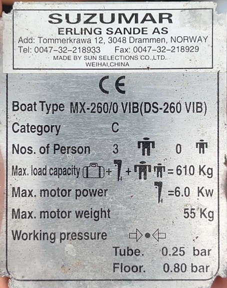 Gummibåt suzuki med Mariner 5 hk påhengsmotor 2 of 7