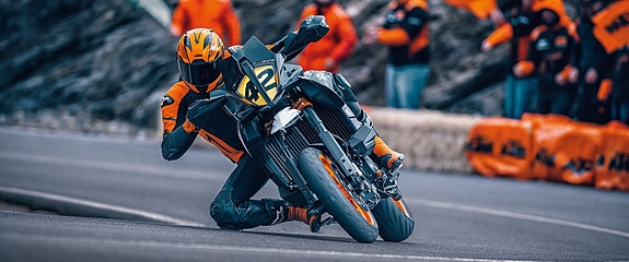 KTM 890 SMT  2+2 ÅR GARANTI | MEGAKUPP 4 of 5