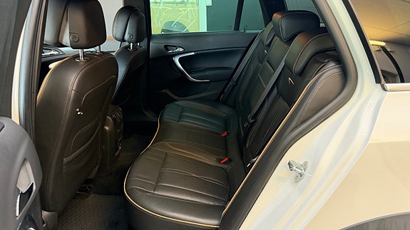Opel Insignia Country Tourer 23 of 30