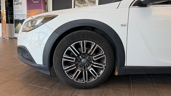 Opel Insignia Country Tourer 7 of 30