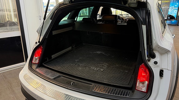 Opel Insignia Country Tourer 27 of 30