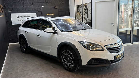 Opel Insignia Country Tourer 3 of 5