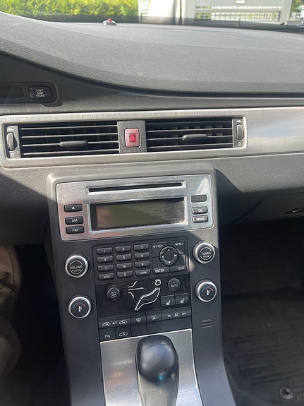 Volvo V70 20 of 29