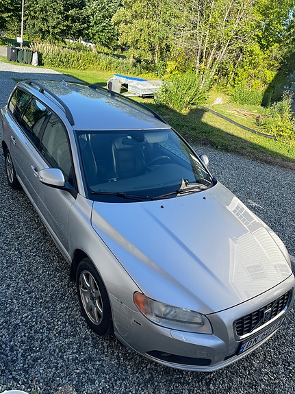 Volvo V70 19 of 29