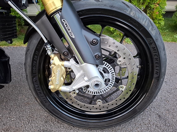 Aprilia Dorsoduro 1200 8 of 23