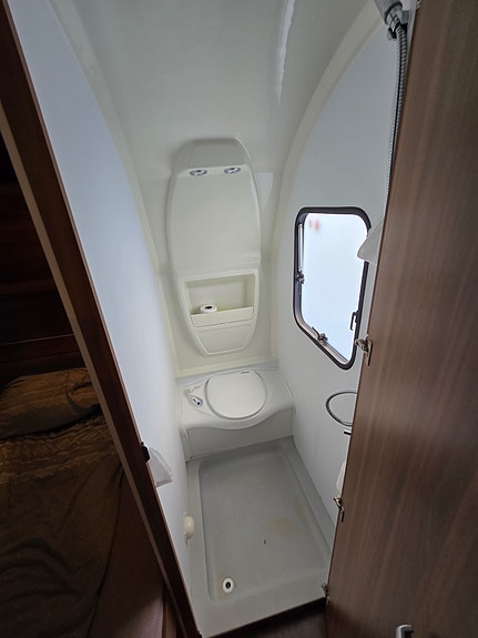 Adria Altea 462 14 of 22