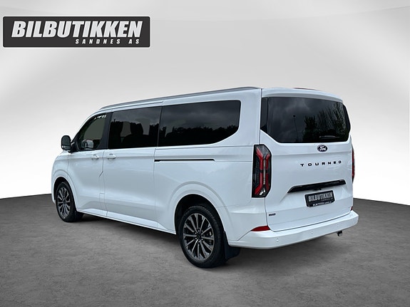 Ford Tourneo Custom 3 of 5