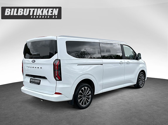 Ford Tourneo Custom 5 of 5