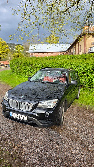 BMW X1 2 of 5