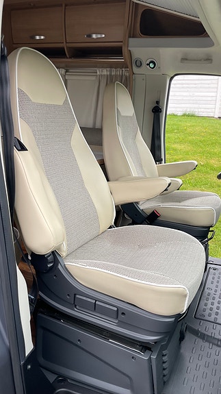 Hymer HYMER T 674 Premium 50 Edition! 17 of 30