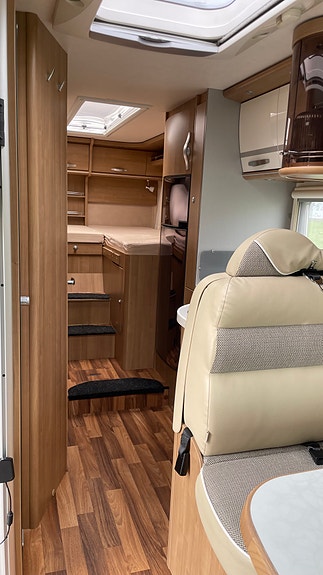 Hymer HYMER T 674 Premium 50 Edition! 26 of 30
