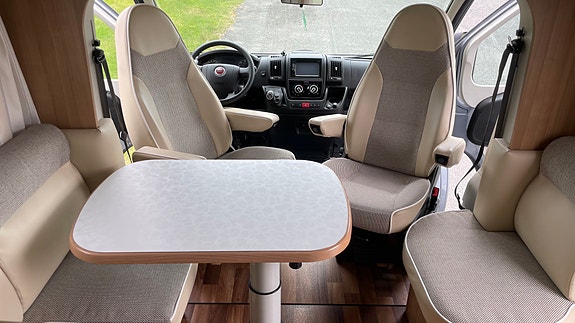 Hymer HYMER T 674 Premium 50 Edition! 19 of 30
