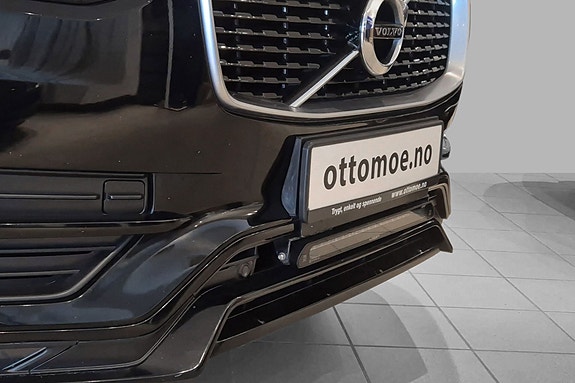Volvo XC90 6 of 30