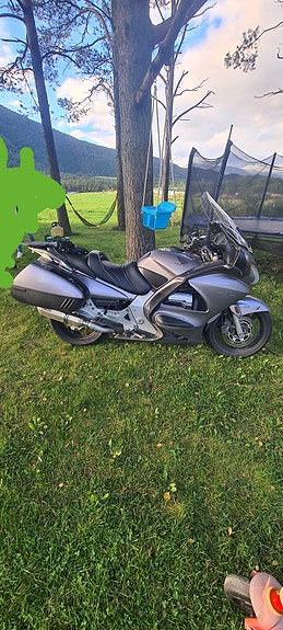 Honda ST 1300 Pan European 4 of 7