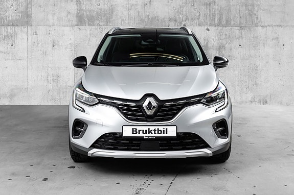 Renault Captur 2 of 5