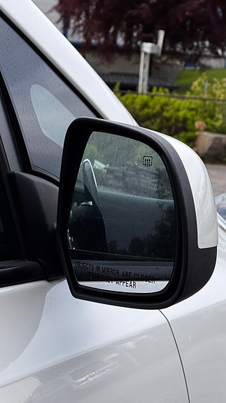 Nissan Leaf 19 of 21