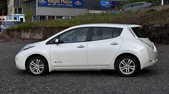 Nissan Leaf 5 of 5
