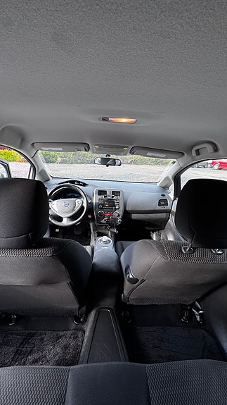 Nissan Leaf 15 of 21
