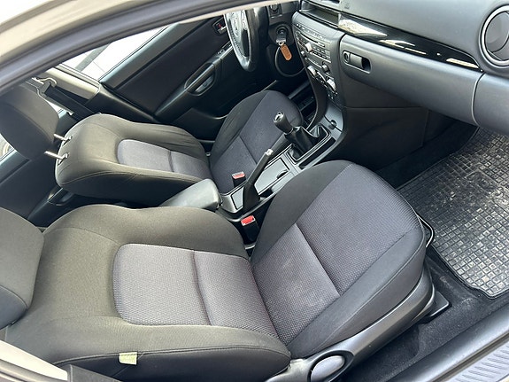 Mazda 3 19 of 30
