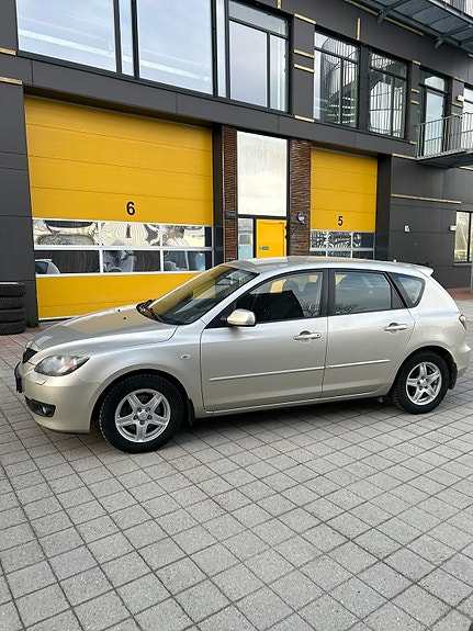 Mazda 3 5 of 30