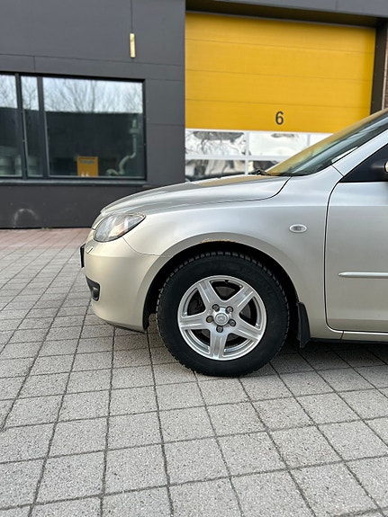 Mazda 3 6 of 30