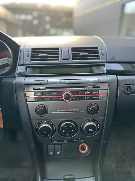 Mazda 3 26 of 30