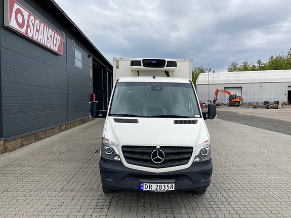 Mercedes-Benz Sprinter 7 of 18