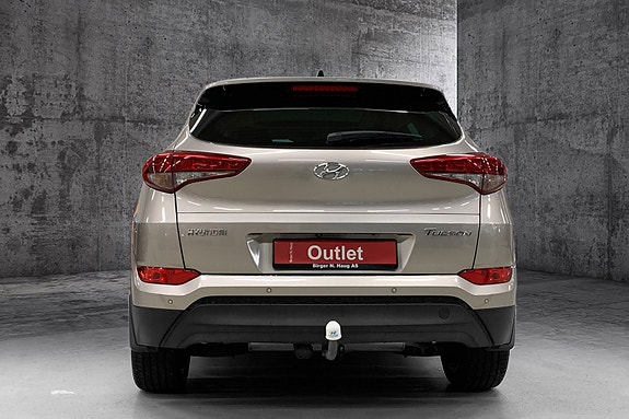 Hyundai Tucson 3 of 5
