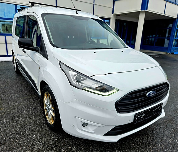 Ford Transit Connect 7 of 20