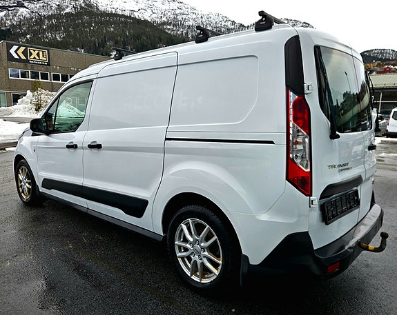 Ford Transit Connect 8 of 20