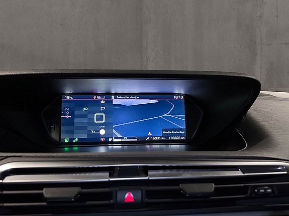 Citroen C4 Picasso 23 of 26