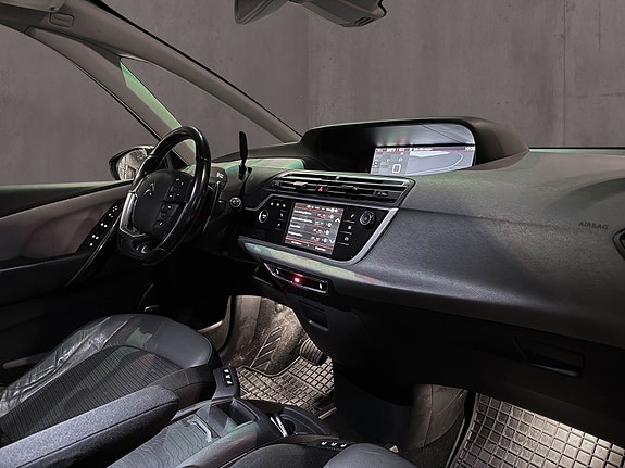 Citroen C4 Picasso 18 of 26