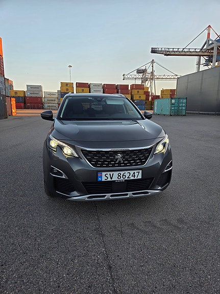 Peugeot 5008 5 of 5